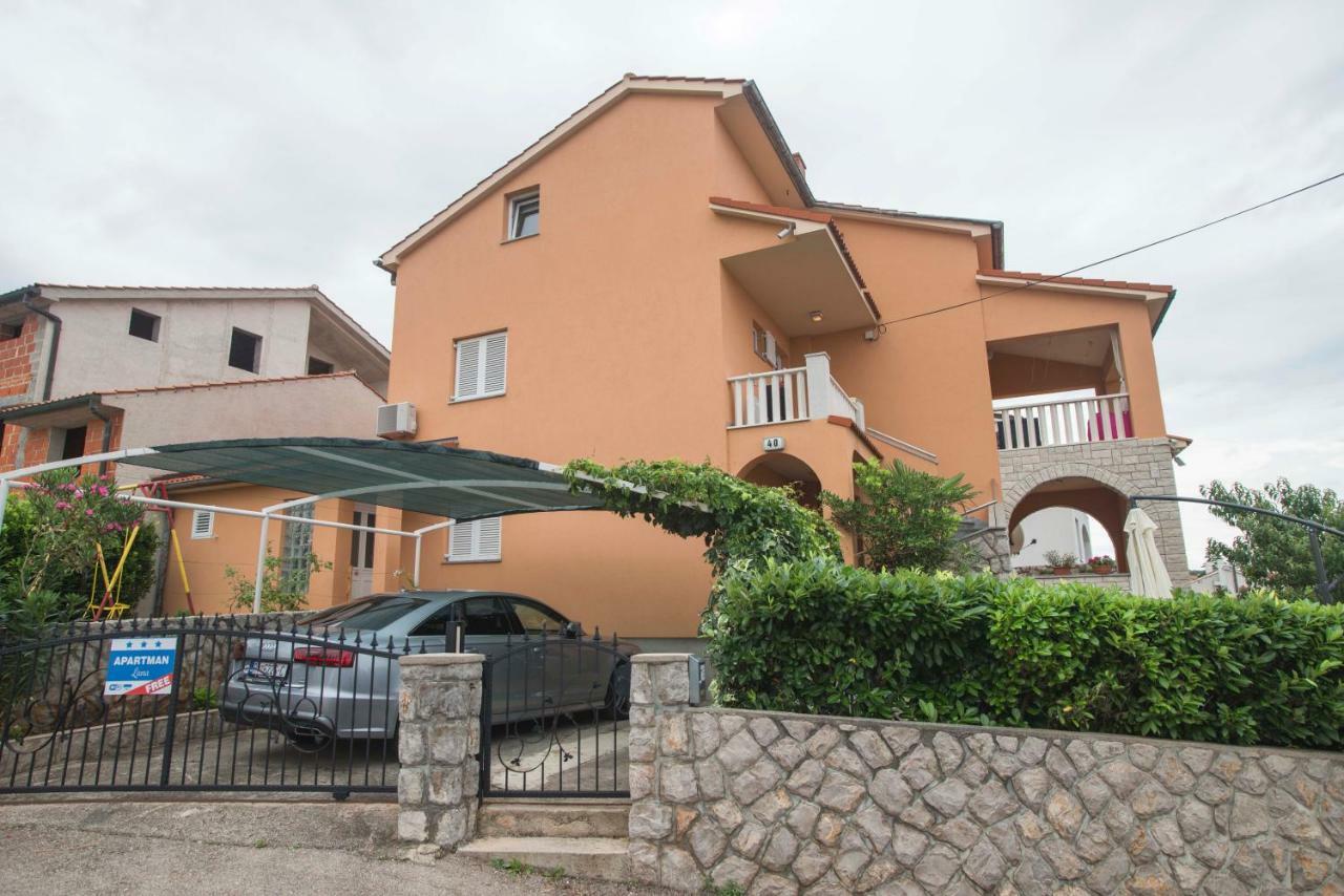 Apartman Lana Apartman Omišalj Kültér fotó