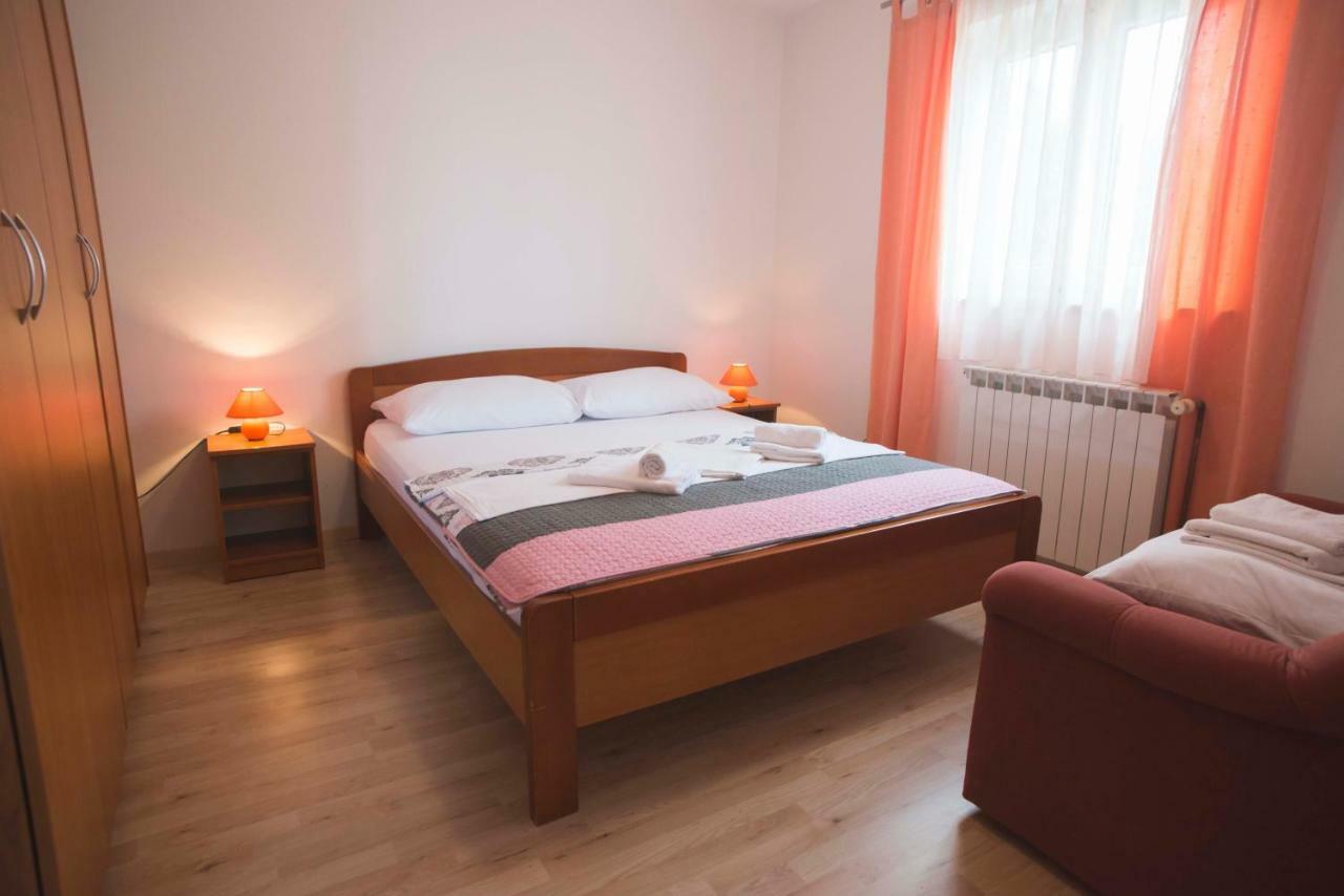Apartman Lana Apartman Omišalj Kültér fotó